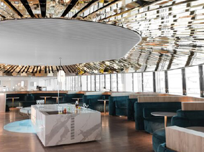 جایگاه تشریفات اختصاصی فرودگاه  Charles De Gualleپاریس